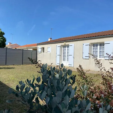Maison A 1 Km De La - 4 Pers. - Fr-1-336-38